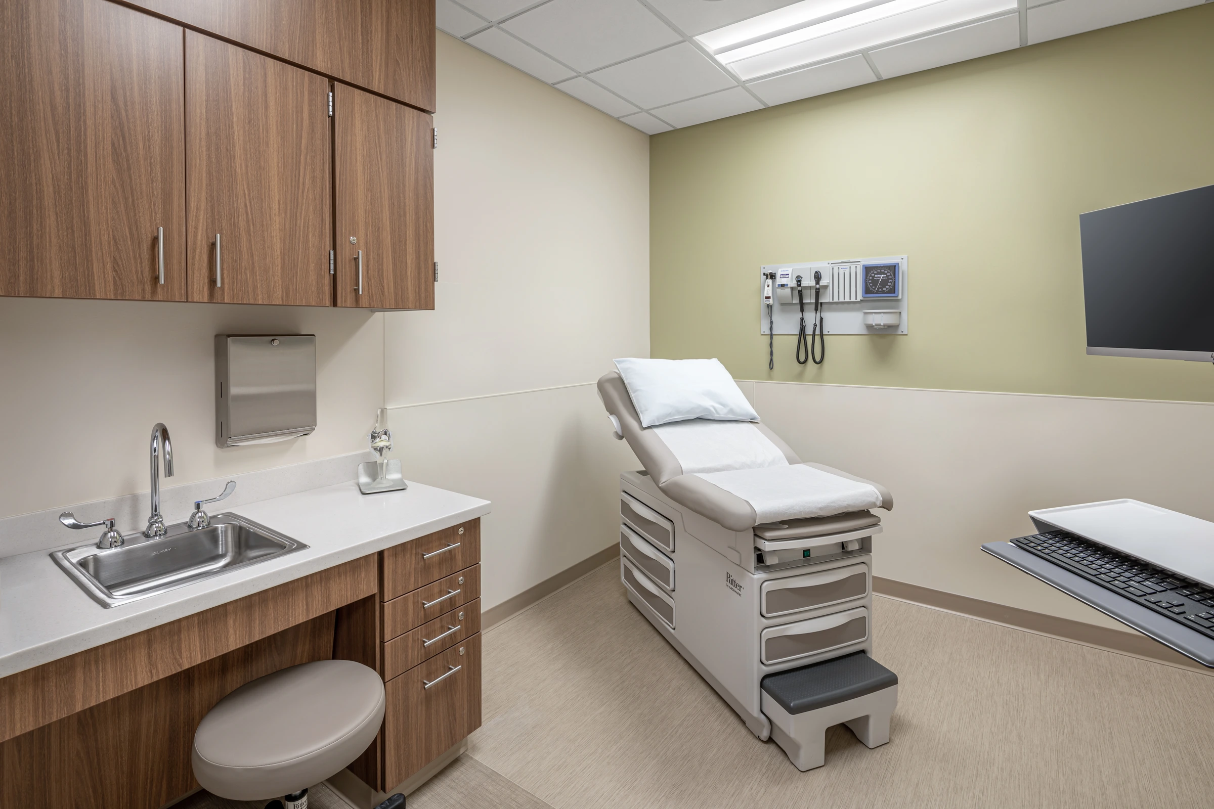 Highlands Ranch Hospital - Image 14