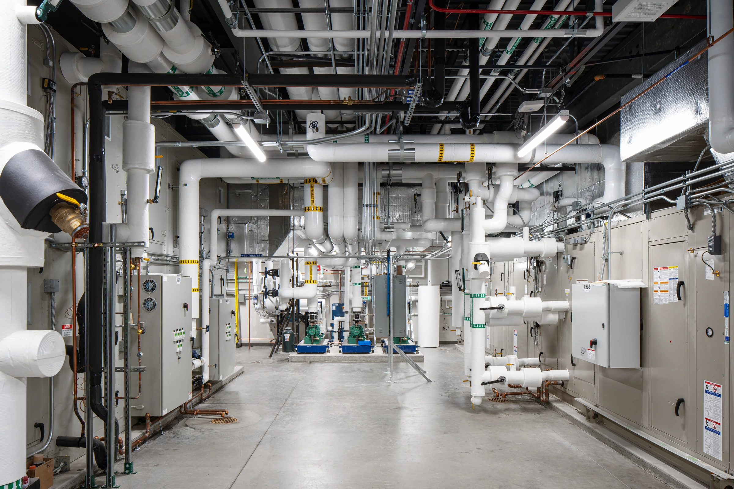 Saint Francis Surgery Renovation and Expansion - Image 20