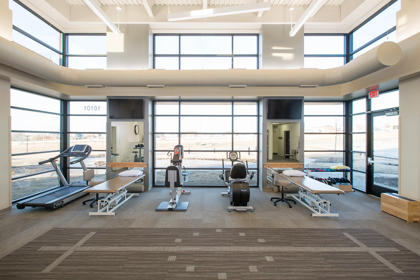 Clinic 161st & W Maple - Image 8