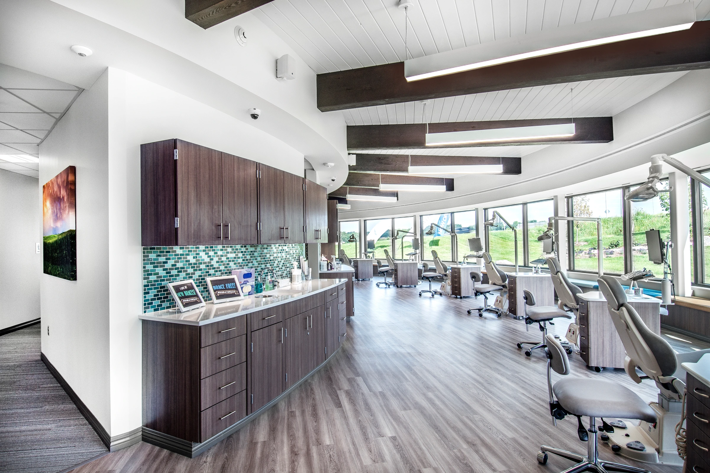 Dental Clinic - Image 9