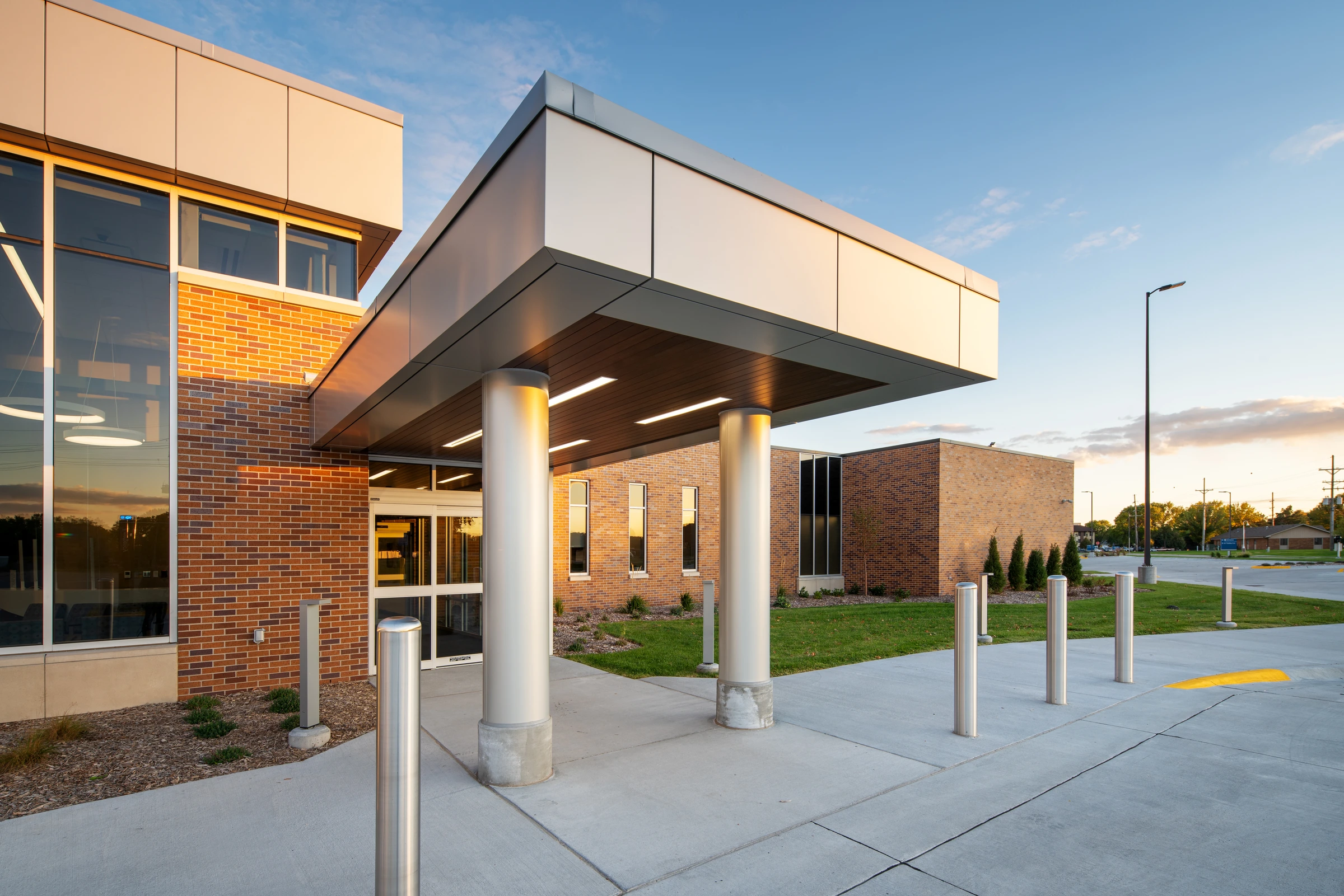 Saint Francis Surgery Renovation and Expansion - Image 12