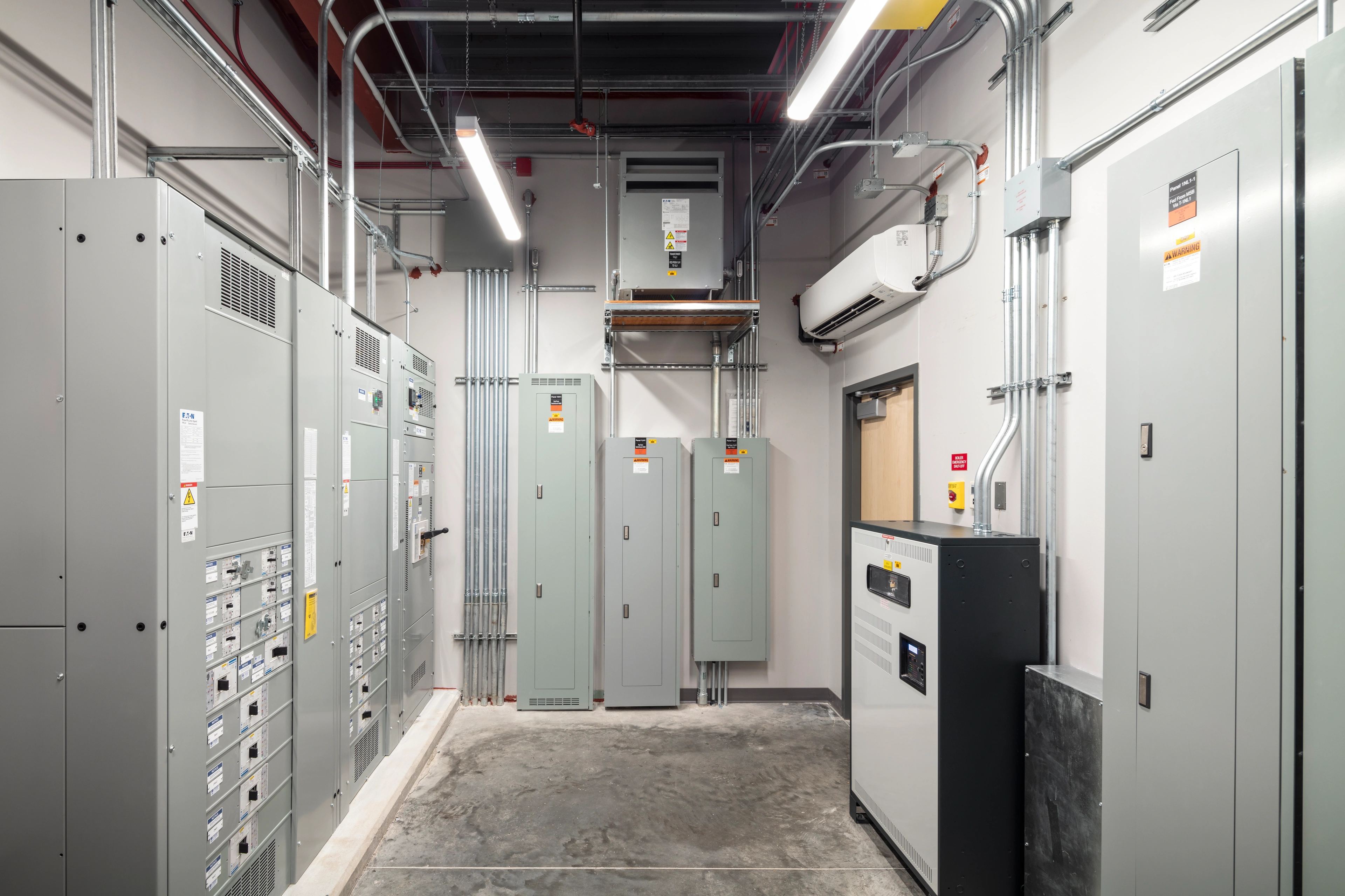 West Omaha Satellite Clinic - Image 12